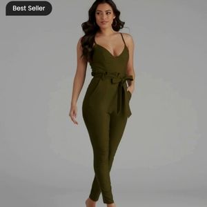 Stylish And Tapered Tie Waist Jumpsuit